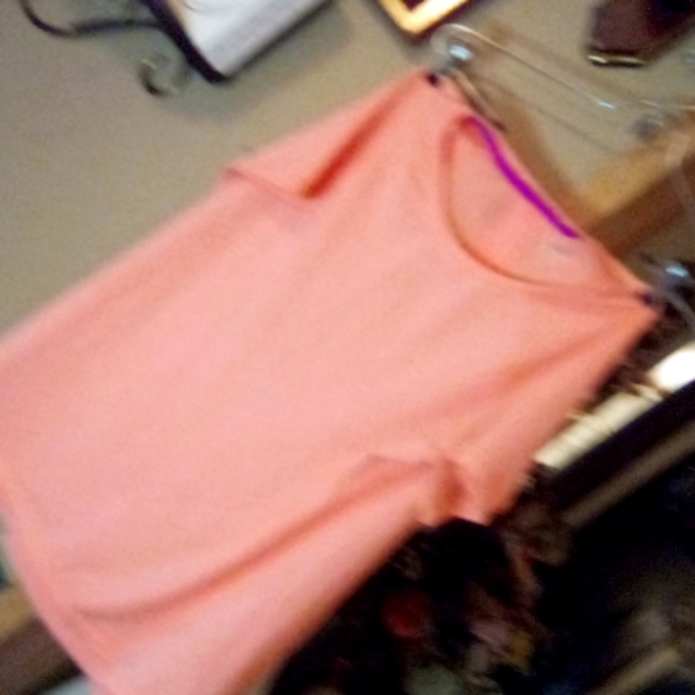 Avia top